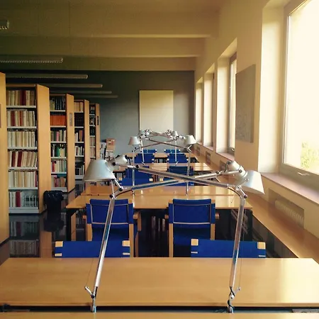 Hostel Seminari Allotjaments Vic